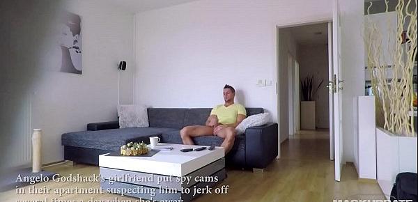  Maskurbate Czech Hunk Caught Flexing and Jerking on Spycam